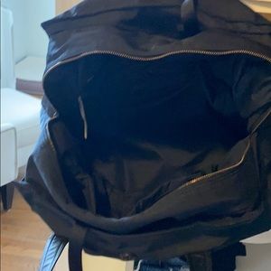 lululemon athletica Bags - Lululemon gym bag lululemon athletica Bags - Lululemon gym bag